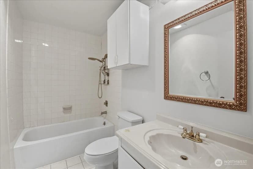 Property photo for 17431 Ambaum Boulevard S #b12, Seattle photo 16