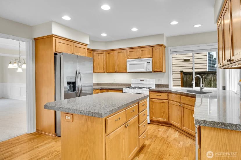Property photo for 17713 13th Avenue W, Lynnwood photo 8