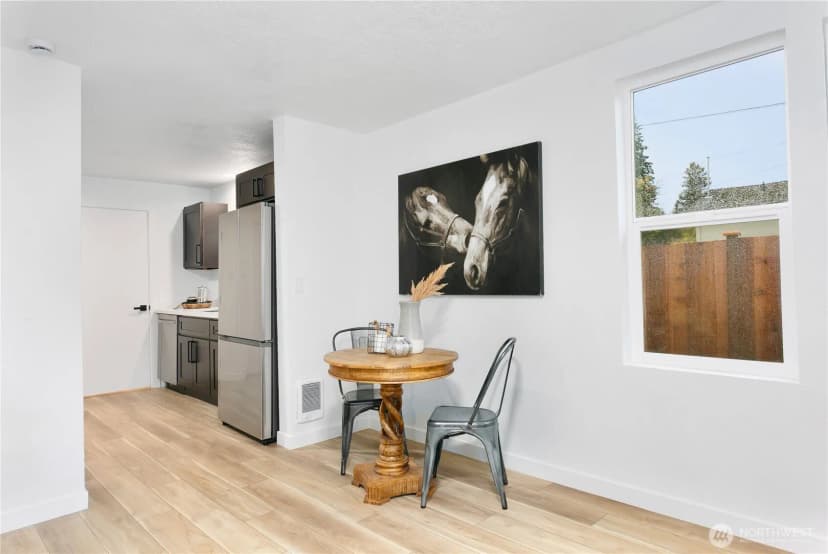 Property photo for 1122 Hewitt Avenue, Bremerton photo 9