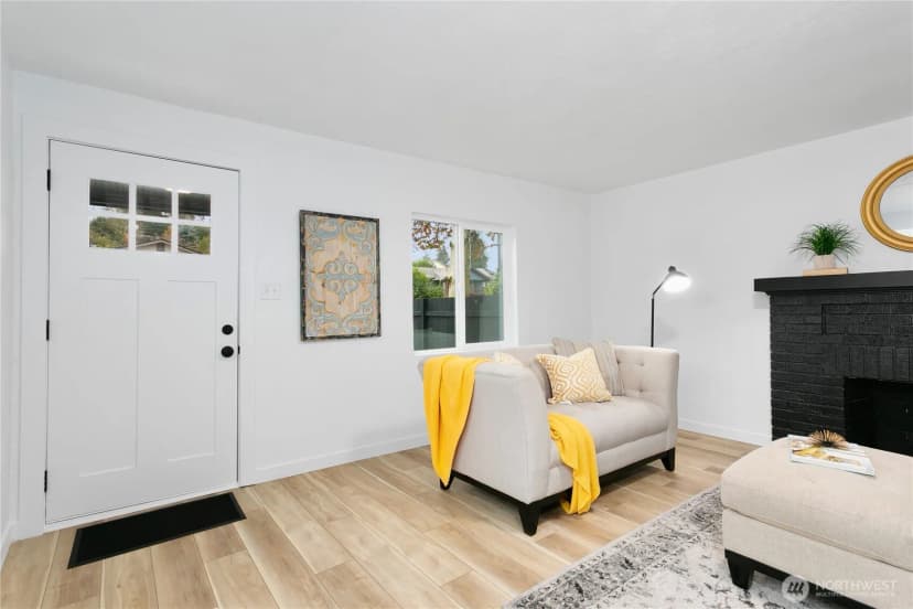 Property photo for 1122 Hewitt Avenue, Bremerton photo 4
