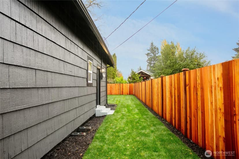 Property photo for 1122 Hewitt Avenue, Bremerton photo 28