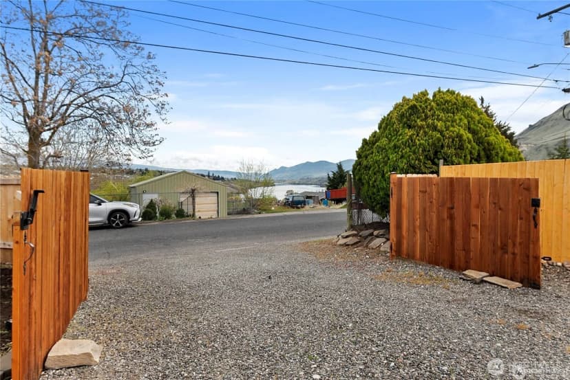 Property photo for 1770 Marker Street, Wenatchee photo 29