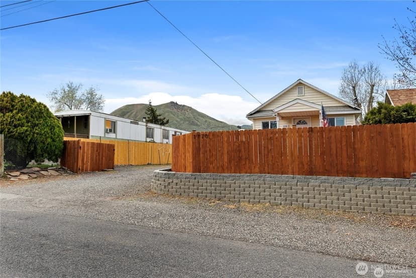 Property photo for 1770 Marker Street, Wenatchee photo 31