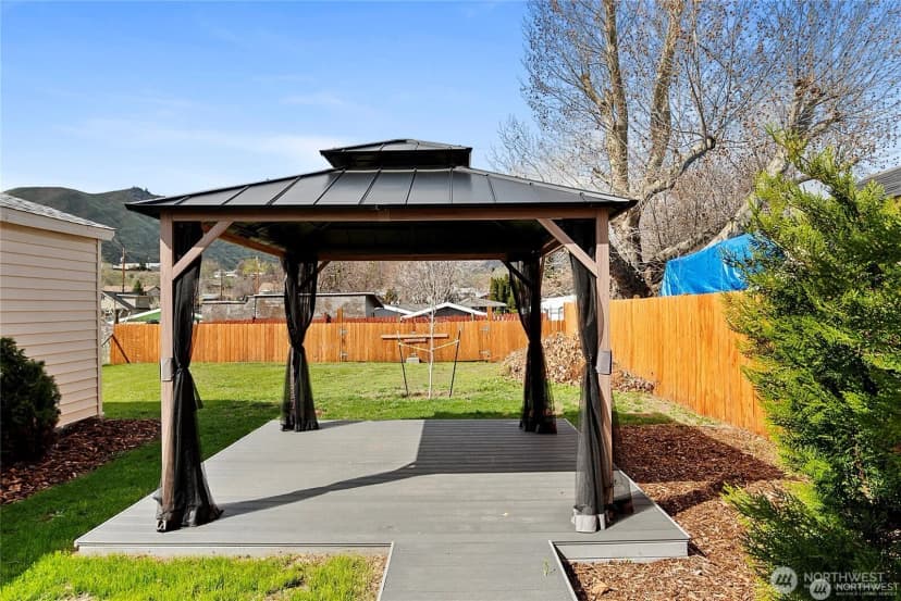 Property photo for 1770 Marker Street, Wenatchee photo 16