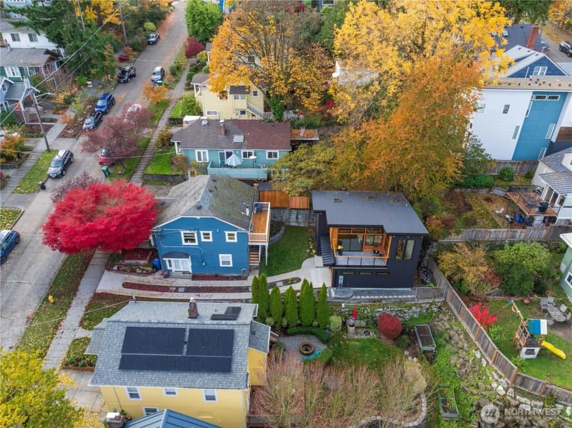 Property photo for 328 Ne 55th Street, Seattle photo 31