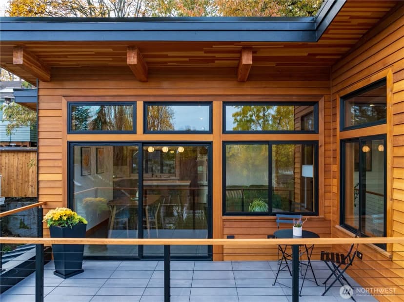 Property photo for 328 Ne 55th Street, Seattle photo 7