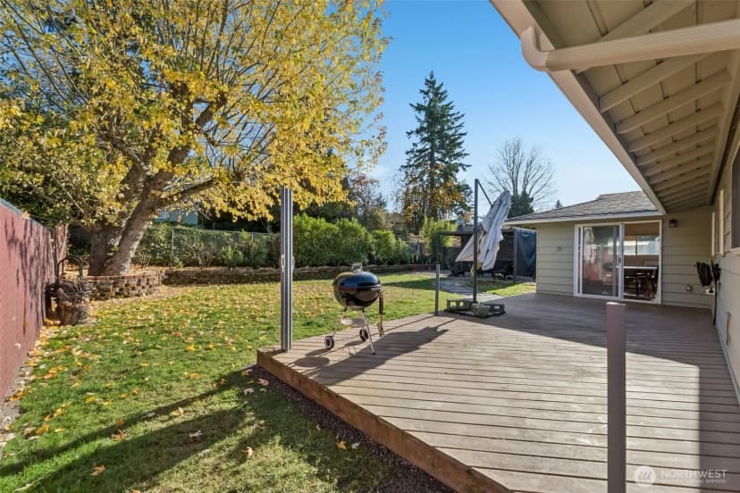 Property photo for 16602 126th Avenue Se, Renton photo 23