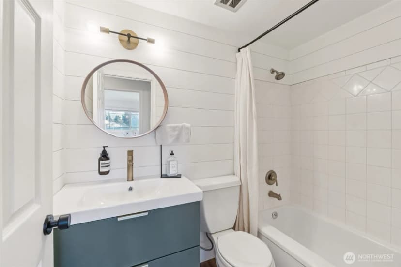 Property photo for 16602 126th Avenue Se, Renton photo 18