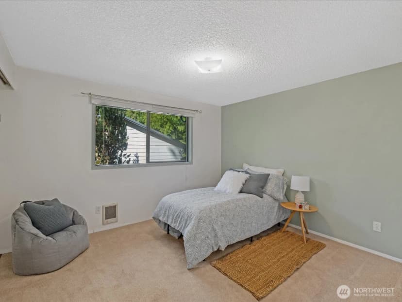 Property photo for 2923 Lakeview Way, Langley photo 11