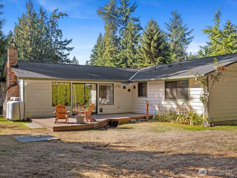 Property photo for 2923 Lakeview Way, Langley photo 19