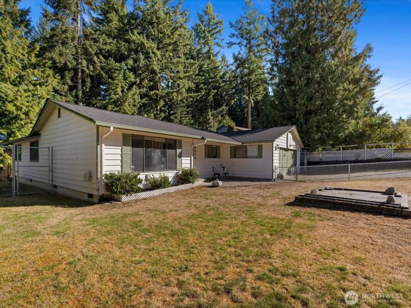 Property photo for 2923 Lakeview Way, Langley photo 26