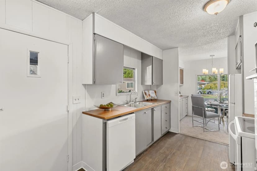 Property photo for 11622 Silver Lake Road #71, Everett photo 16