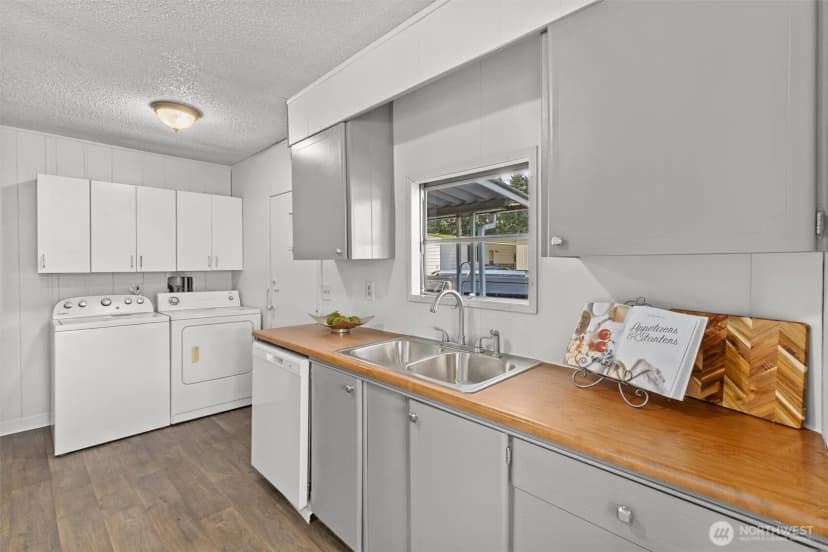 Property photo for 11622 Silver Lake Road #71, Everett photo 14