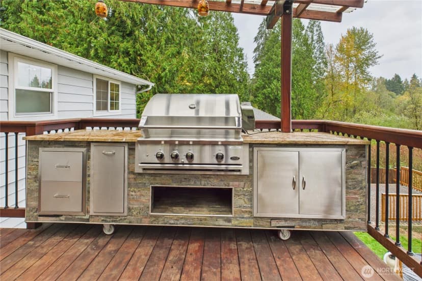 Property photo for 18626 132nd Ave Ne, Woodinville photo 24