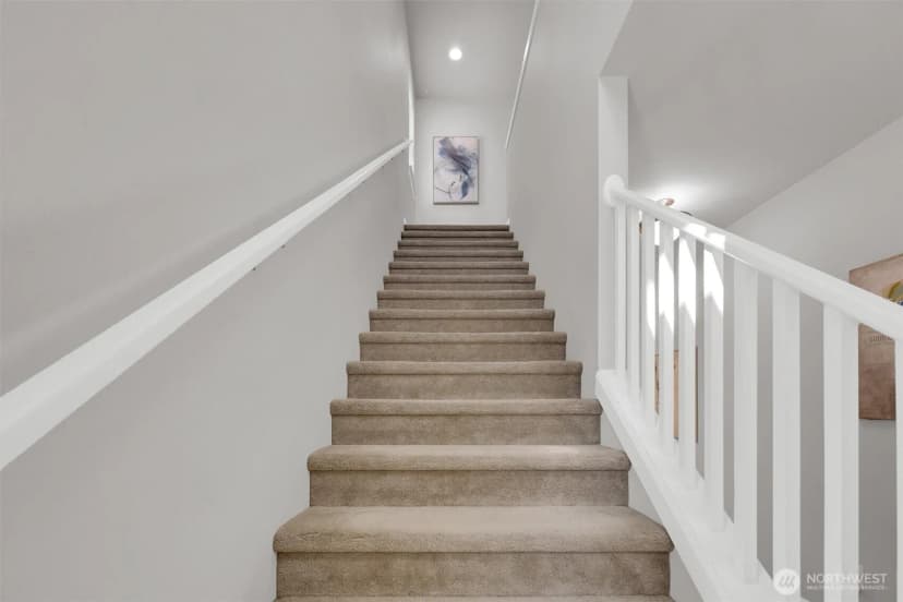 Property photo for 11103 5th Avenue Sw, Seattle photo 4