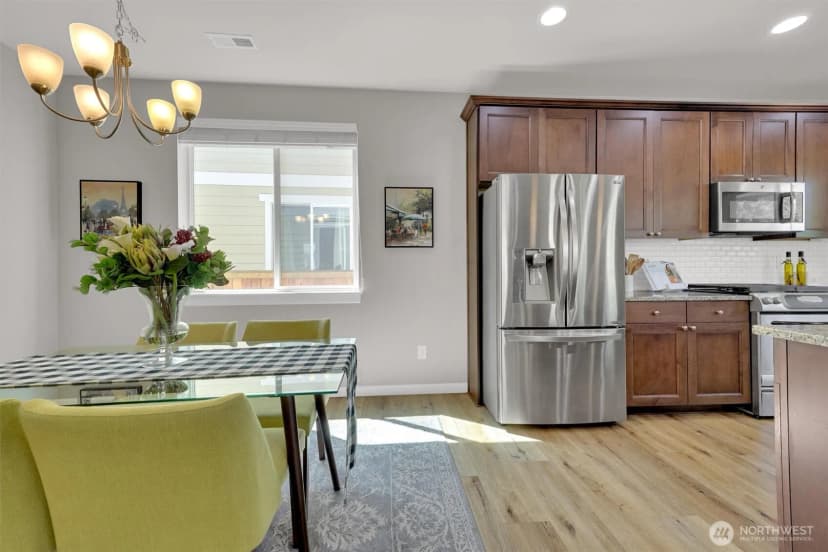 Property photo for 11103 5th Avenue Sw, Seattle photo 12