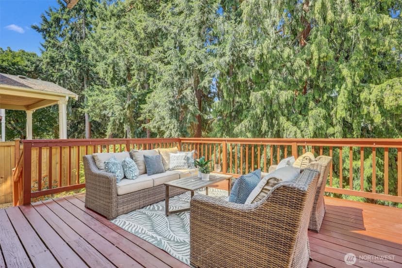 Property photo for 11103 5th Avenue Sw, Seattle photo 29