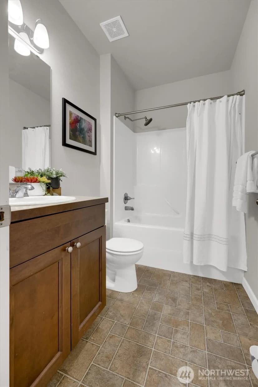Property photo for 11103 5th Avenue Sw, Seattle photo 26