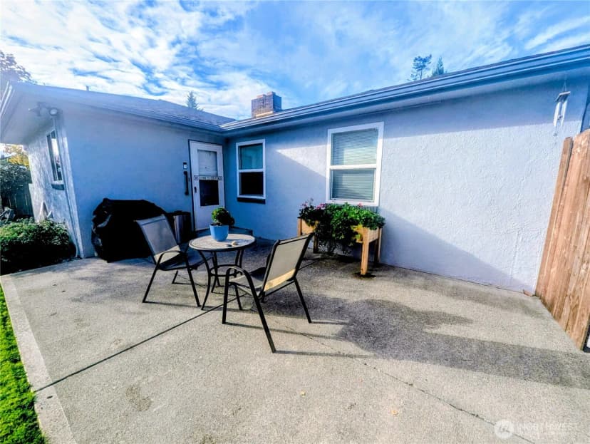 Property photo for 1312 S 13th Street, Mount Vernon photo 5
