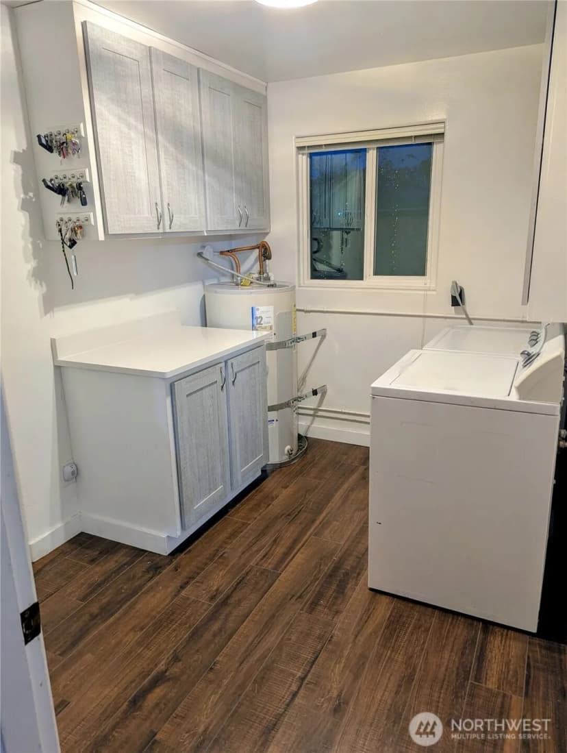Property photo for 1312 S 13th Street, Mount Vernon photo 16