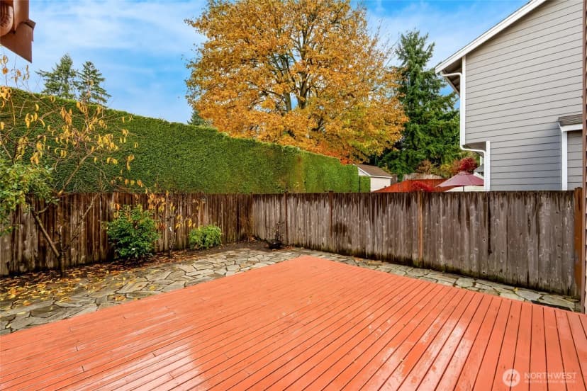 Property photo for 19315 76th Place Ne, Kenmore photo 21