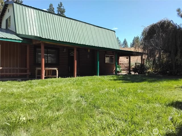 Property photo for 46 Pine Crest Pine Road, Tonasket