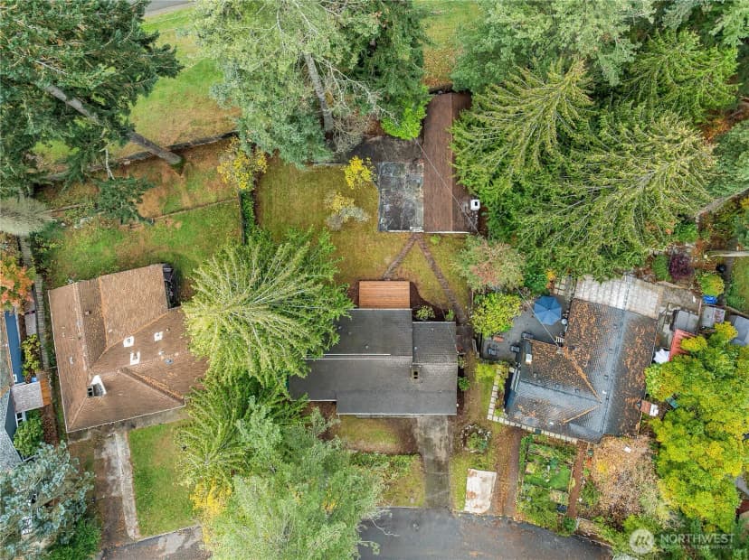 Property photo for 16167 Midvale Avenue N, Shoreline photo 35