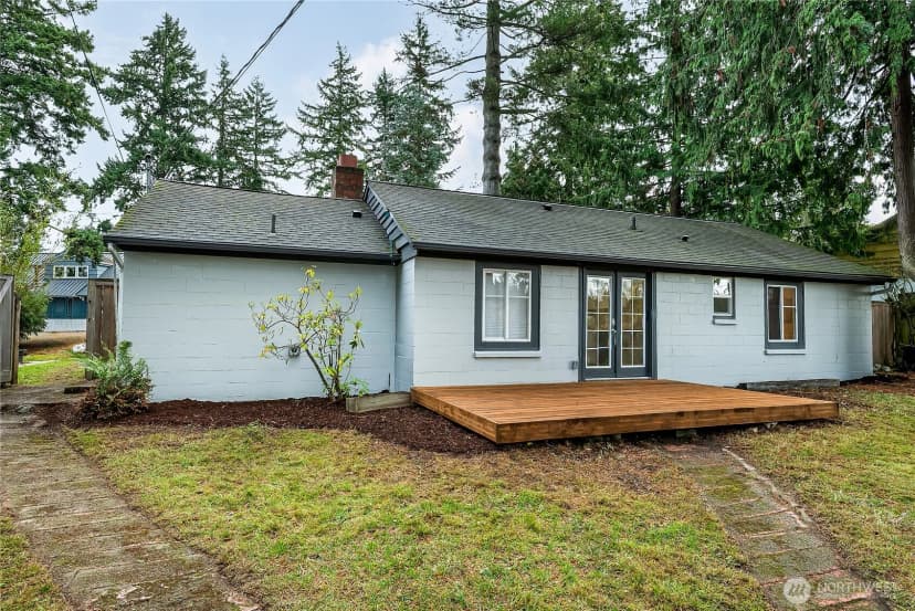 Property photo for 16167 Midvale Avenue N, Shoreline photo 20