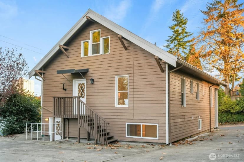 Property photo for 408 Ne 50th Street, Seattle photo 35