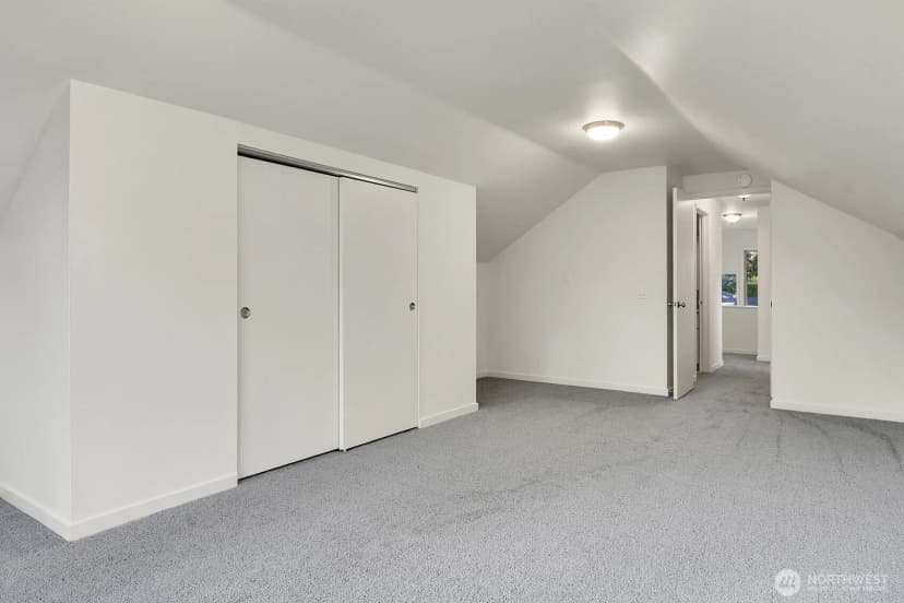 Property photo for 408 Ne 50th Street, Seattle photo 21