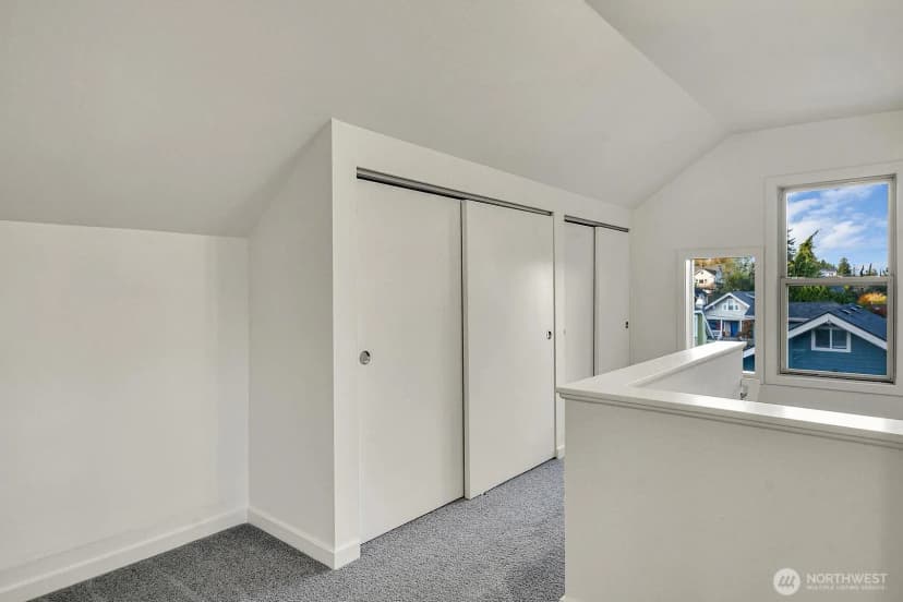 Property photo for 408 Ne 50th Street, Seattle photo 18