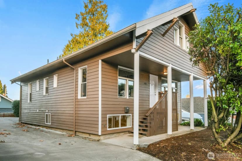 Property photo for 408 Ne 50th Street, Seattle