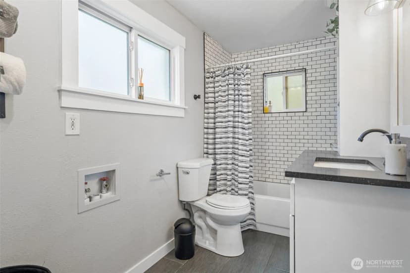 Property photo for 6621 S Montgomery Street, Tacoma photo 13