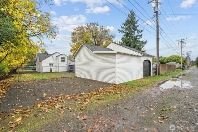 Property photo for 6621 S Montgomery Street, Tacoma photo 4