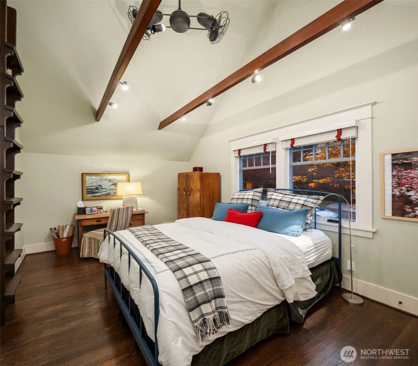 Property photo for 1229 9th Avenue W, Seattle photo 25