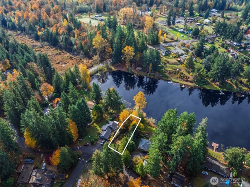 Property photo for 33401 E Lake Holm Drive Se, Auburn