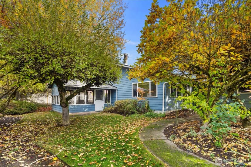 Property photo for 429 155th Place Se, Bellevue photo 35
