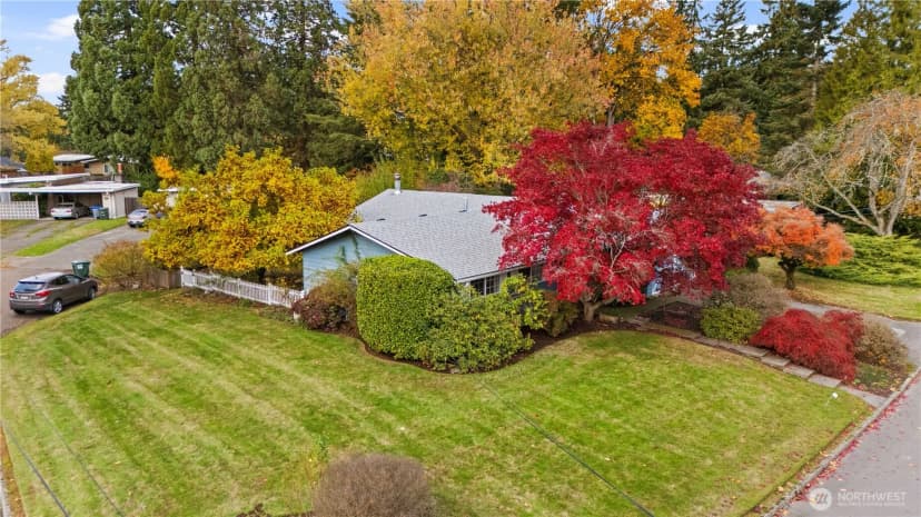 Property photo for 429 155th Place Se, Bellevue photo 3