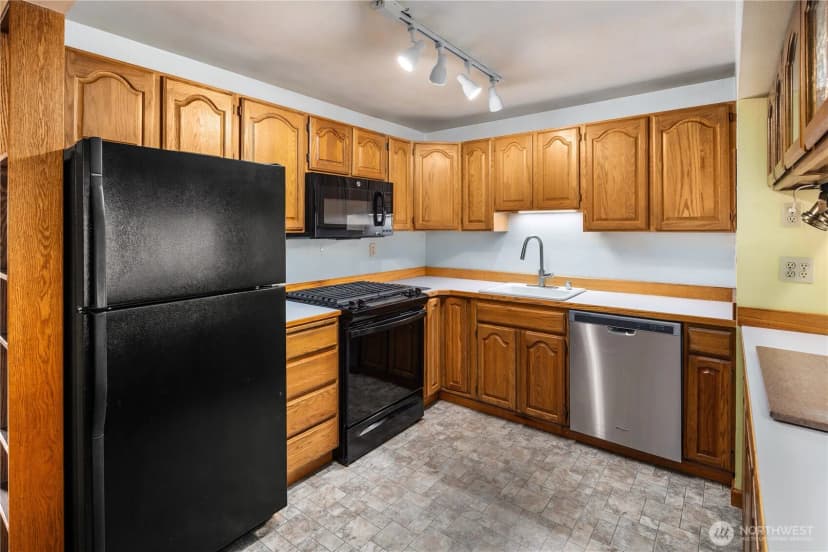 Property photo for 429 155th Place Se, Bellevue photo 13