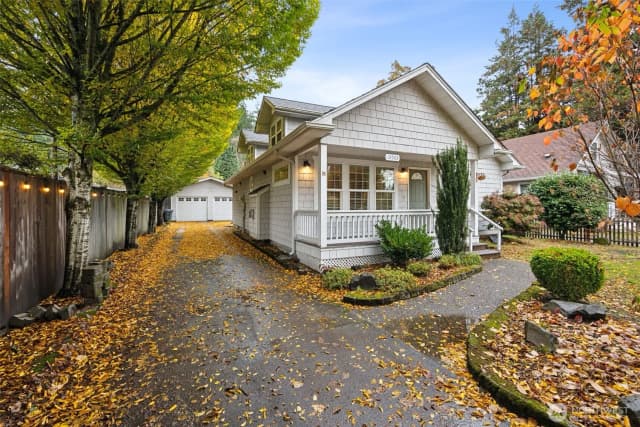Property photo for 12903 Valley Avenue E, Sumner photo 3