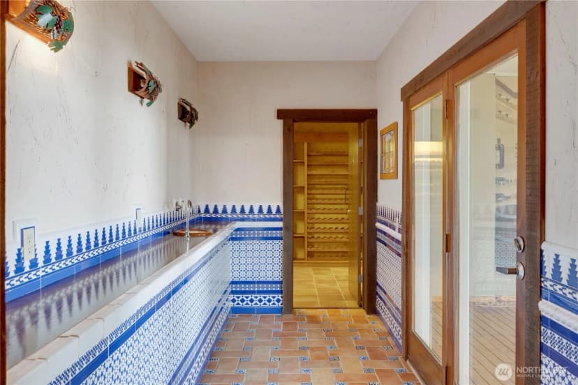 Property photo for 216 Morey Avenue, Bellingham photo 28