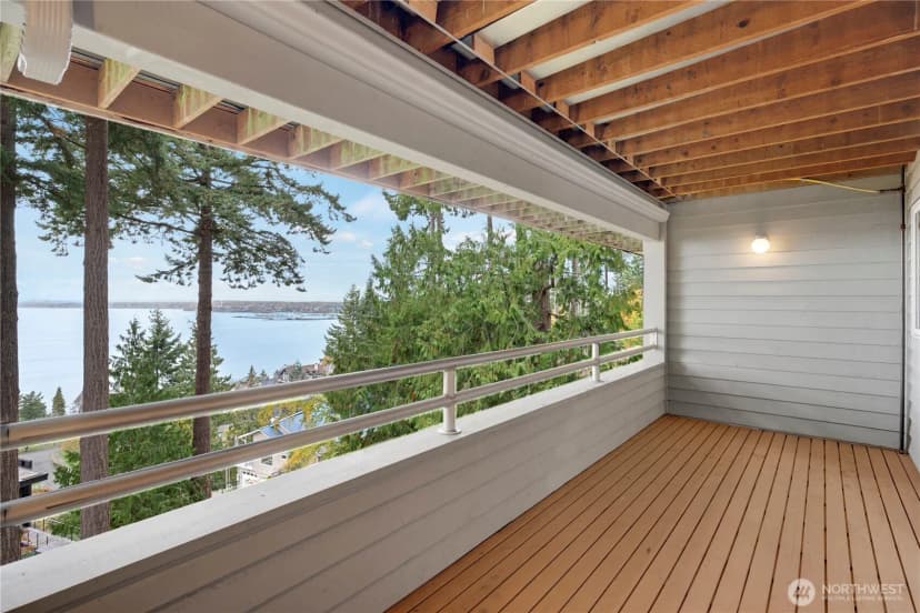 Property photo for 216 Morey Avenue, Bellingham photo 26