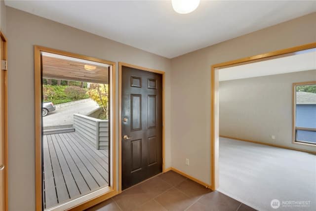 Property photo for 216 Morey Avenue, Bellingham photo 4