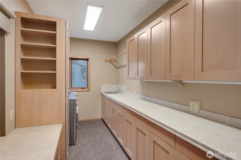 Property photo for 216 Morey Avenue, Bellingham photo 14