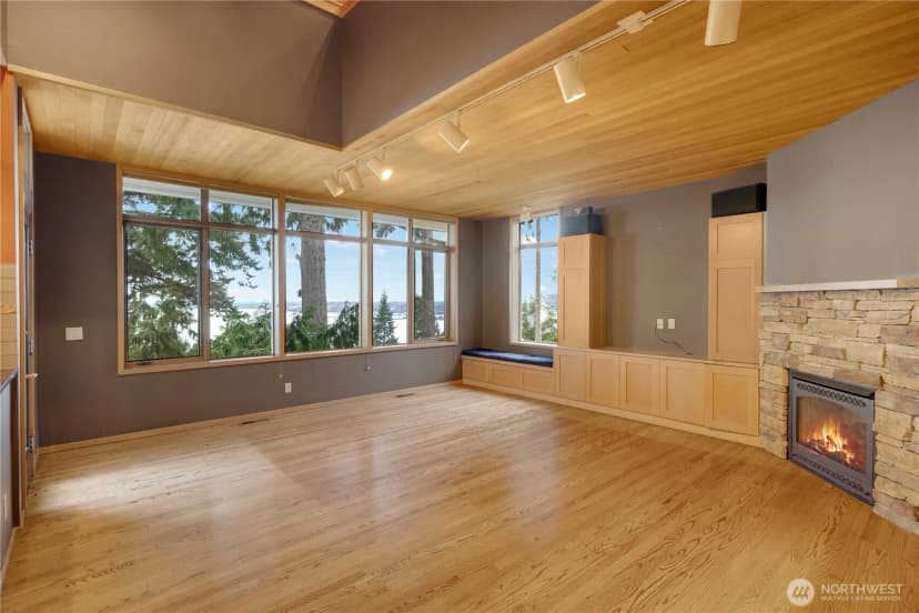 Property photo for 216 Morey Avenue, Bellingham photo 12