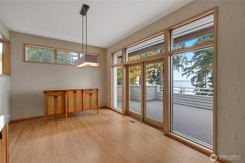 Property photo for 216 Morey Avenue, Bellingham photo 8
