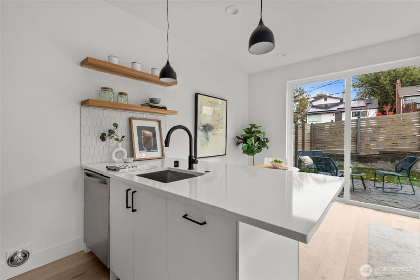 Property photo for 8405 42nd Avenue Sw, Seattle photo 12