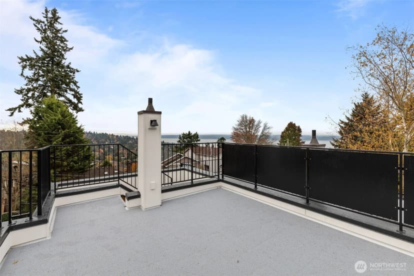 Property photo for 8405 42nd Avenue Sw, Seattle photo 28