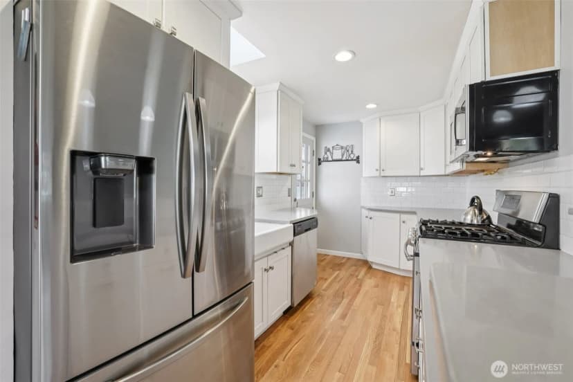 Property photo for 4913 S 161st Street, Tukwila photo 10