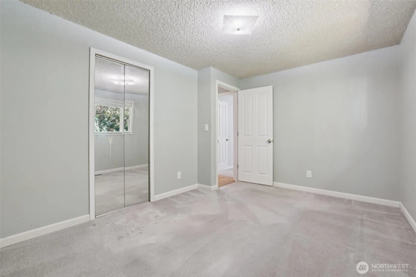 Property photo for 4913 S 161st Street, Tukwila photo 18